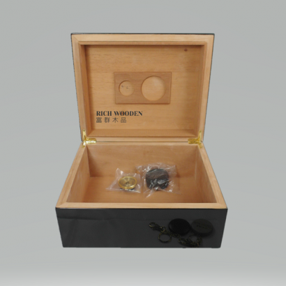 cigar box _8_.png cigar box _8_.png