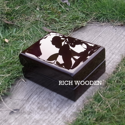 鏡面鋼烤珠寶盒.png 鏡面鋼烤珠寶盒.png