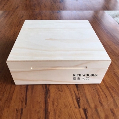 Packaging box _4_.jpg Packaging box _4_.jpg